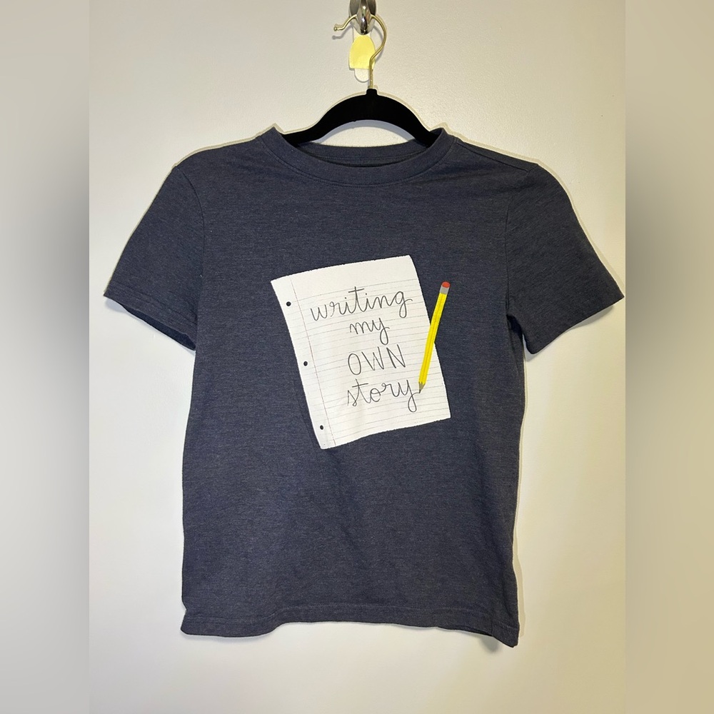 Unisex Neutral Writing my own story tee